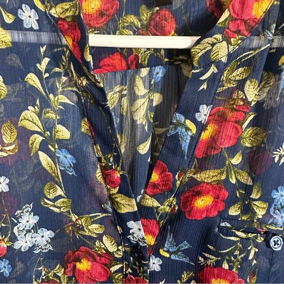 Kut from the Kloth size large sheer blue floral blouse, v-neck, tunic - Picture 5 of 10